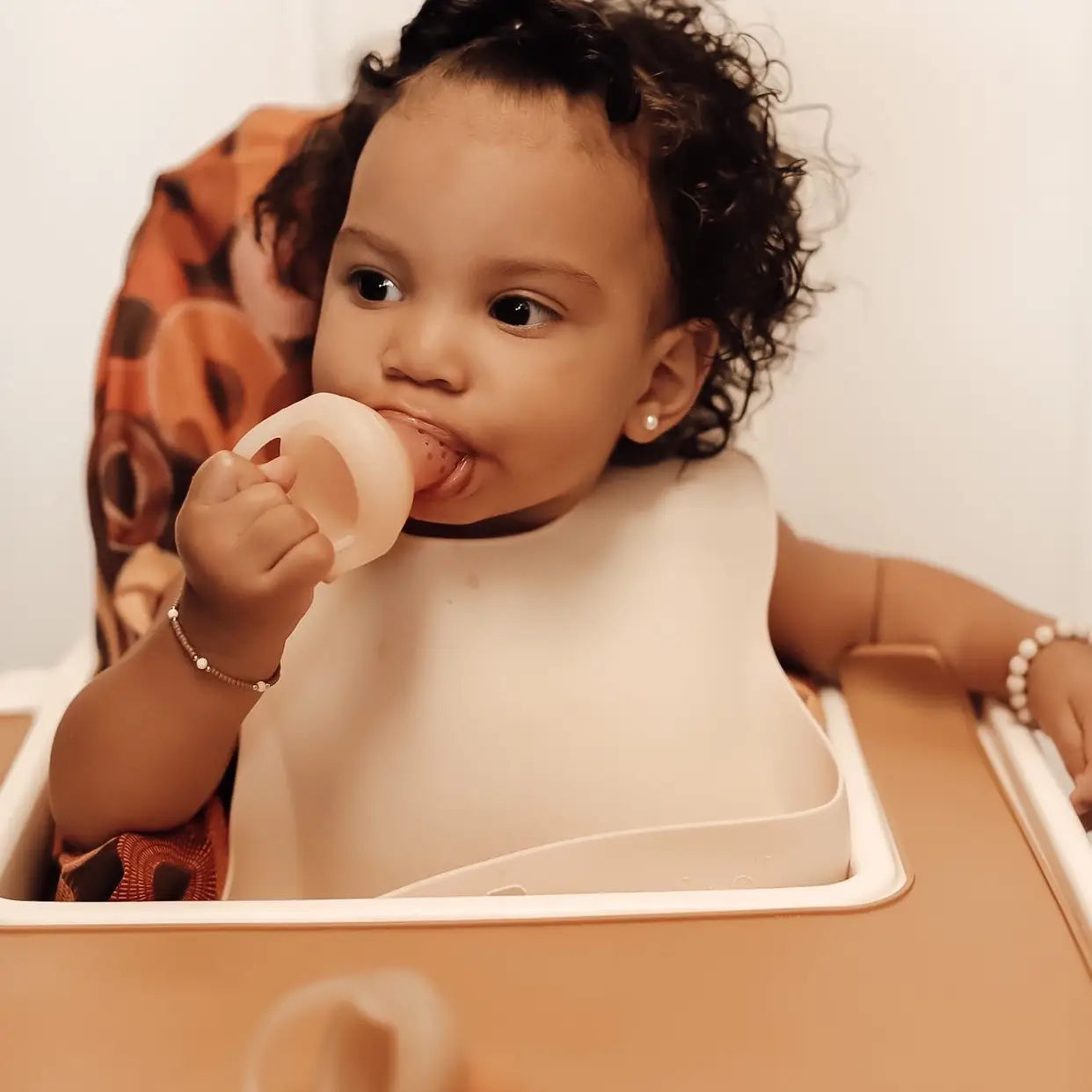Silicone Baby Bib (Milk)