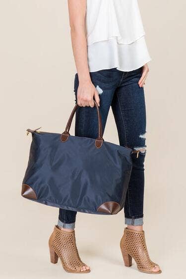 Nylon Weekender/Duffle Bag: Navy